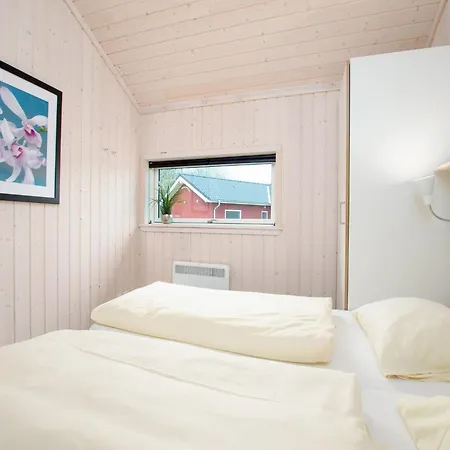 Nordisches Haus Mit Sauna Und Kamin *
